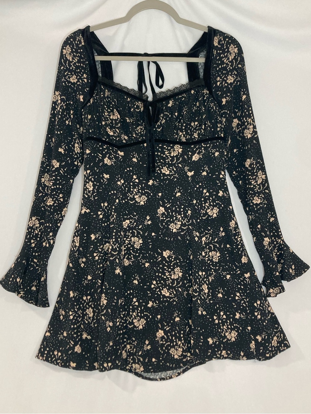 Free People Tess Mini Dress Dark Floral Long Sleeve Babydoll Velvet Lace Trim